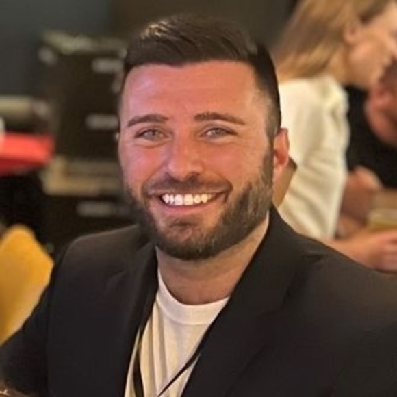 Meet your Posher, Lucas - Picture 1 of 1